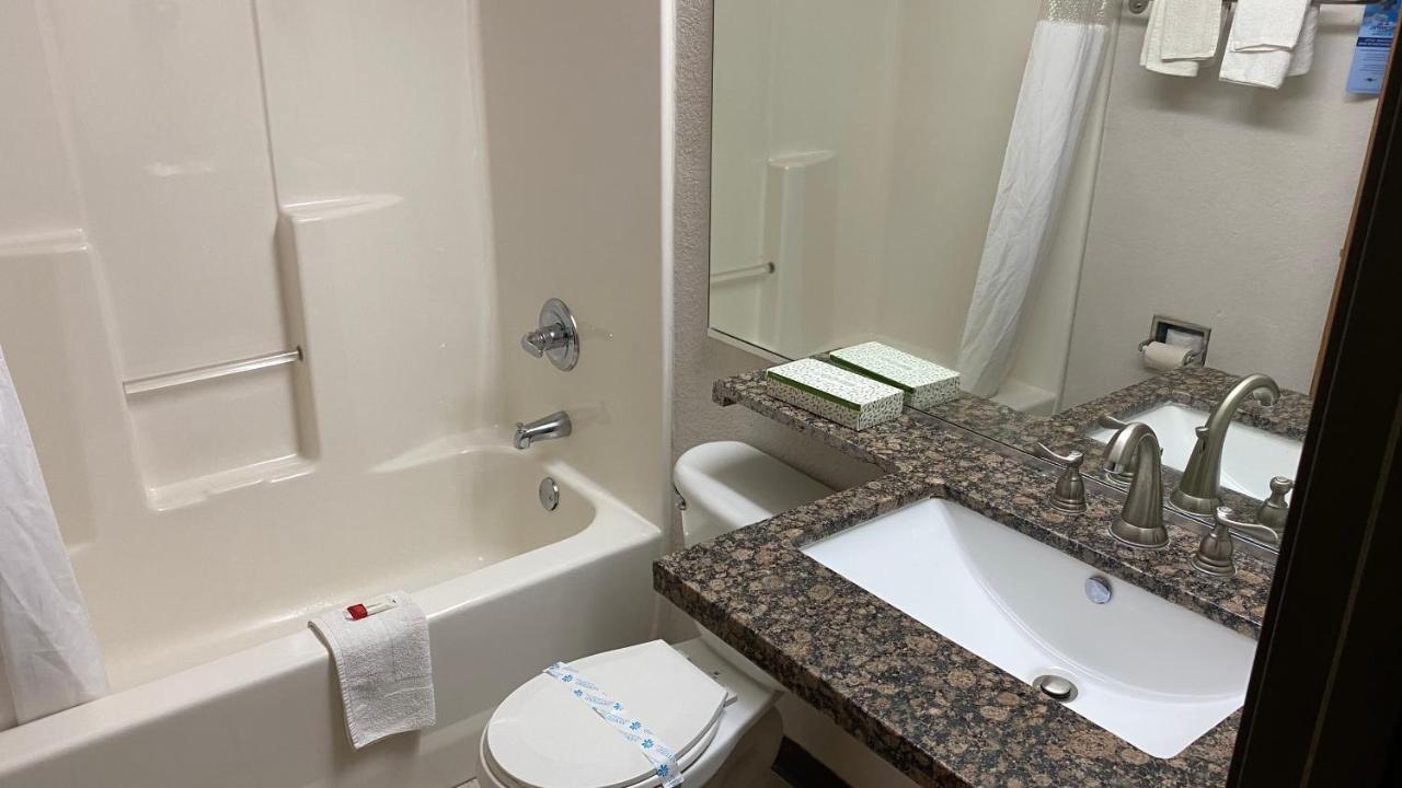 Microtel Inn & Suites By Wyndham Ardmore Eksteriør bilde